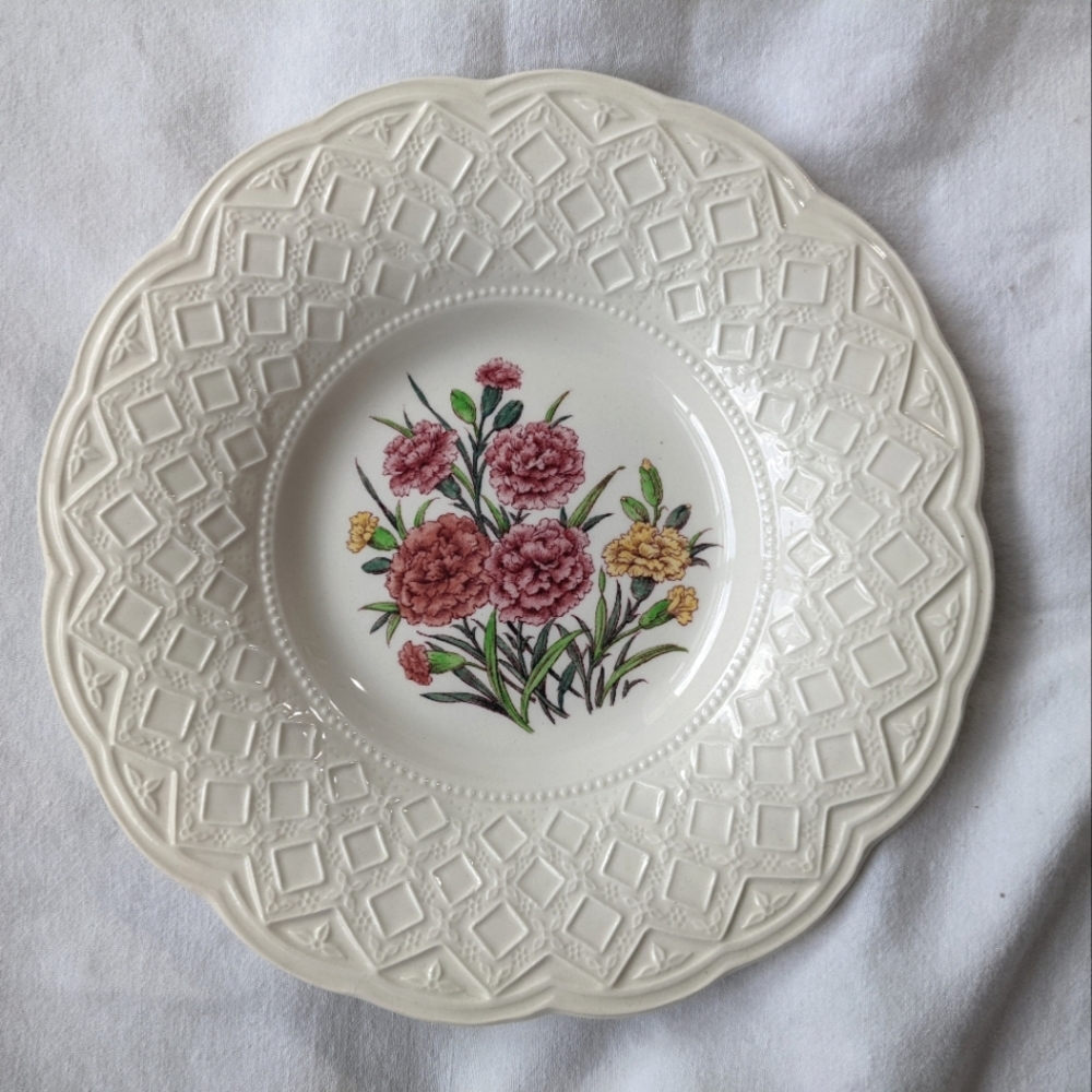 Wedgwood Carnations Floral Embossed Rim Scalloped Bread and Butter Bowl Vintage